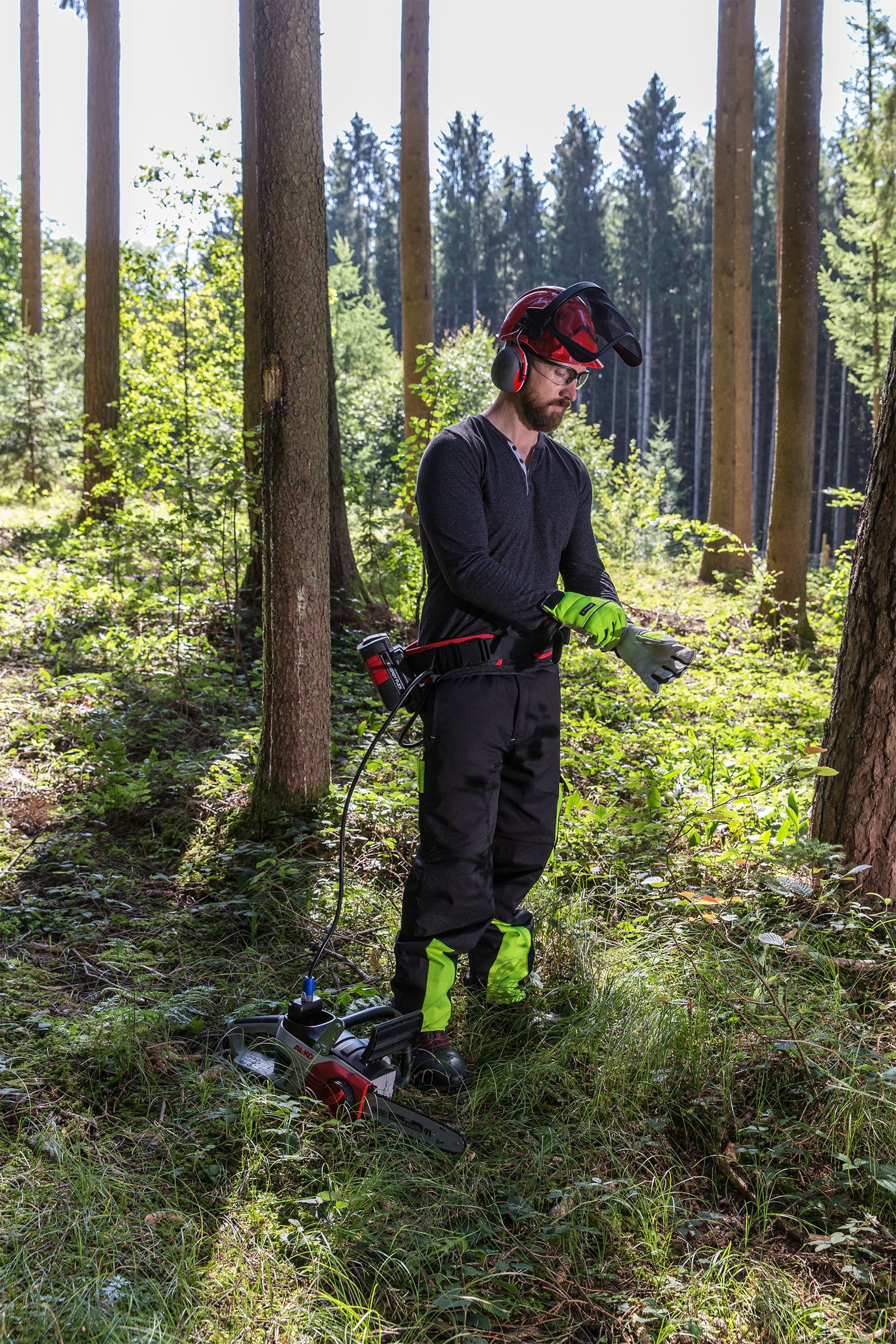 Пила акумуляторна, набір CS 4030