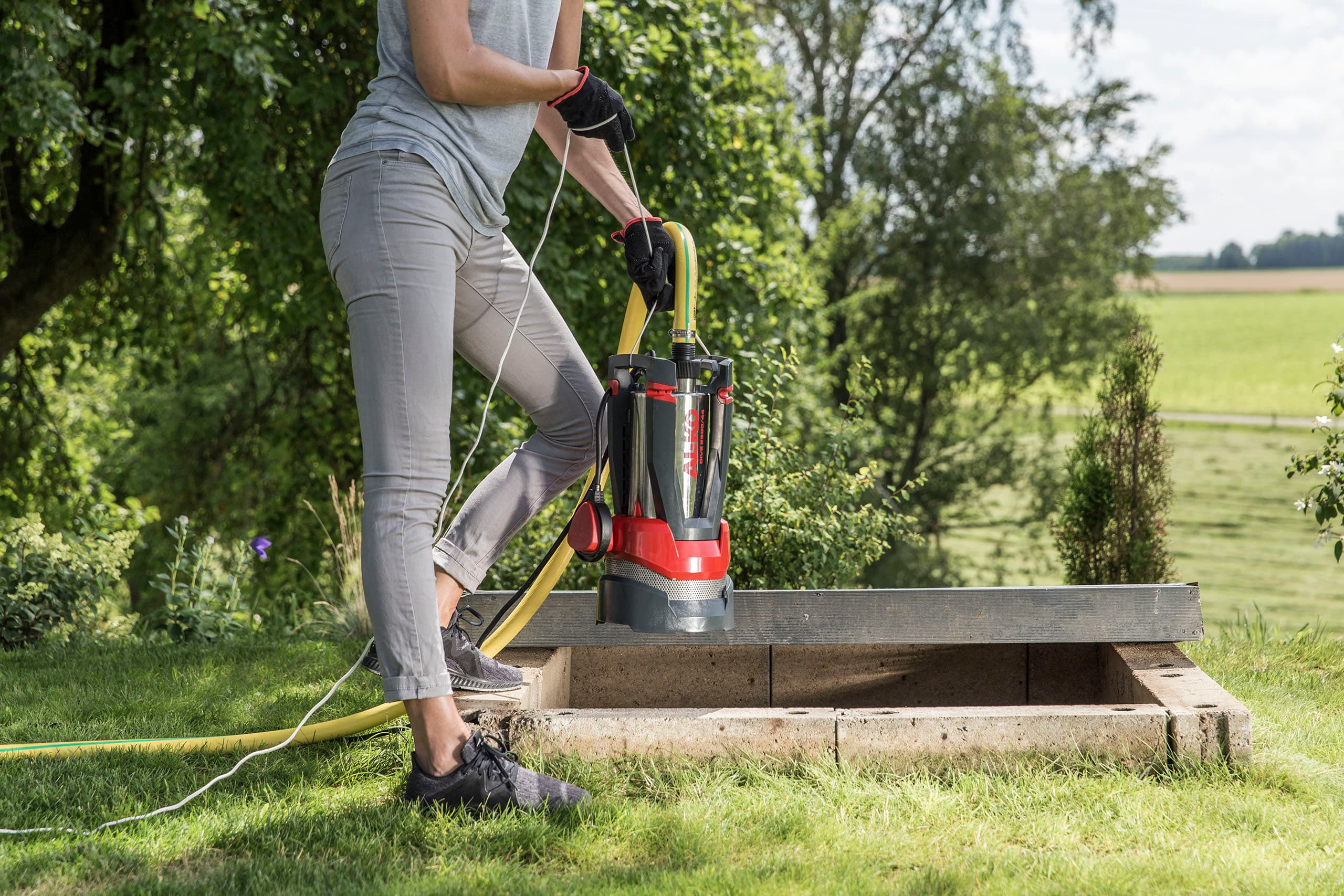 Насос заглибний нагнітальний для чистої води Dive 5600/44 Automatic